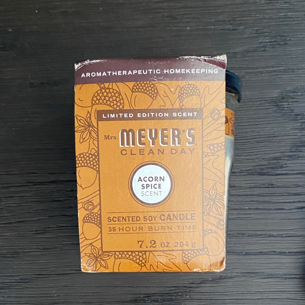 Mrs. Meyer's Acorn Spice Scented Candle